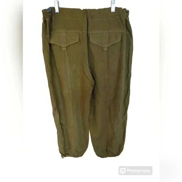 Anthropologie olive green cropped paper bag baggie viscose pants - Picture 2 of 3